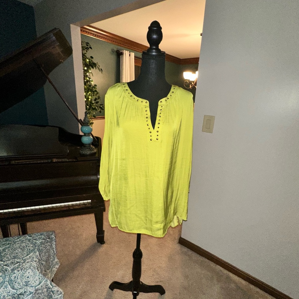 Women's Lime Green Top